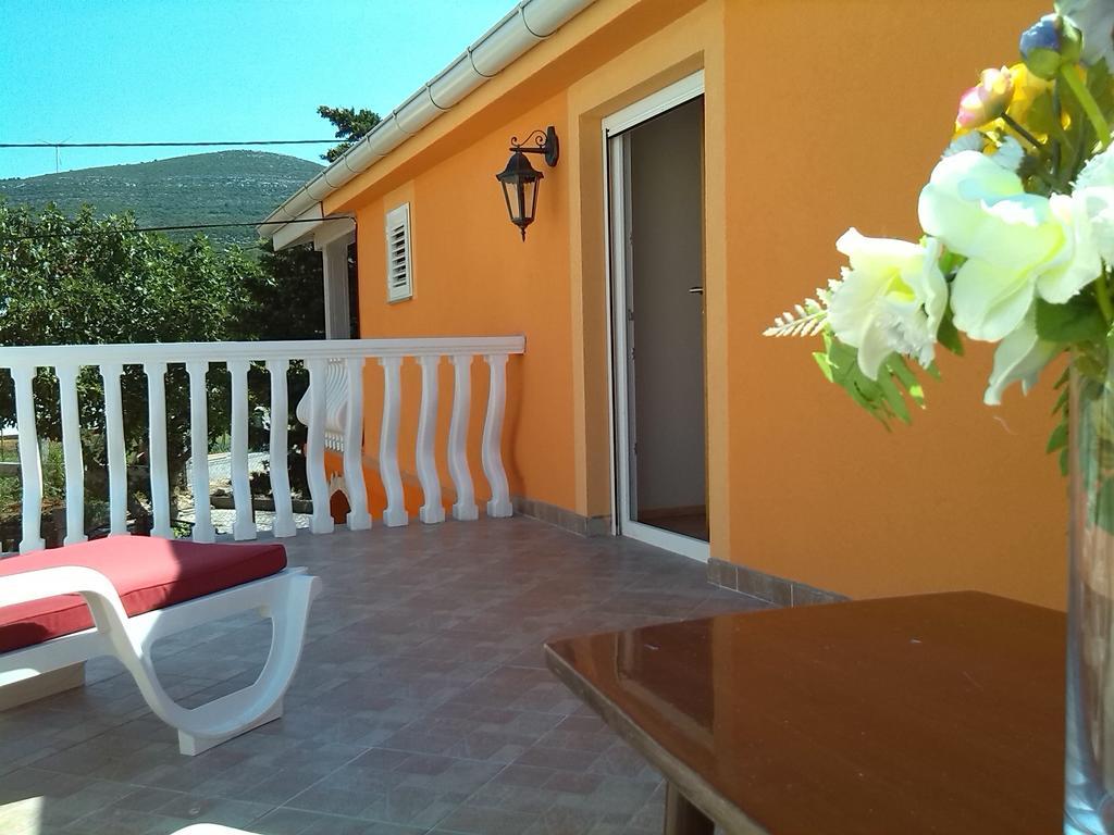 Apartments Batarilo Gornji Karin Rom bilde
